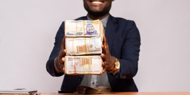 How to make ₦100k monthly on PiggyVest — Watch your balance grow
