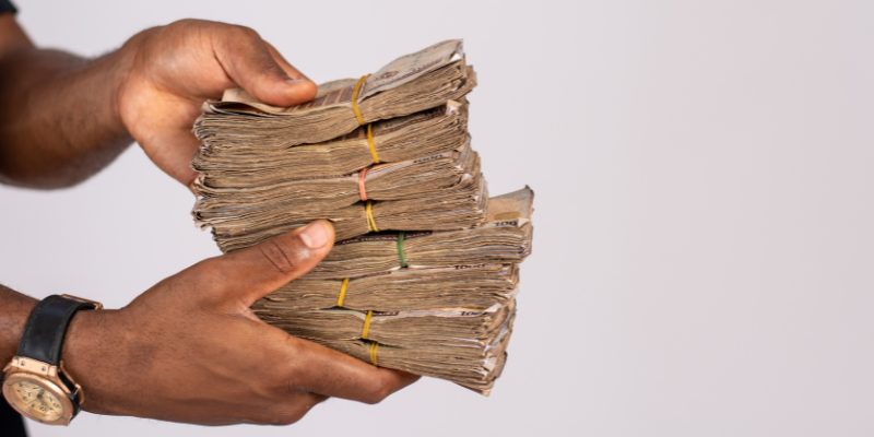 Mastering your finances as a creator — Monitor your cash flow