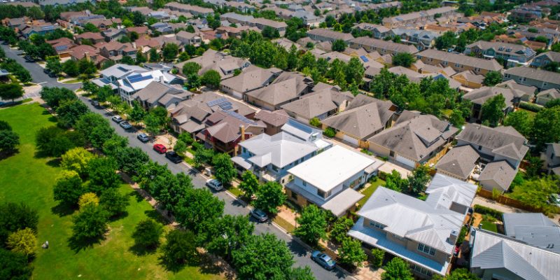 How do the real estate investment opportunities on Piggyvest work? — Who is Minimalist & Co. Limited and how credible are they?